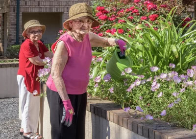 Delmar Gardens of Gwinnett residents gardening