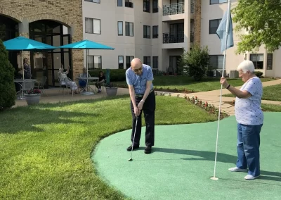 Garden Villas South putting green